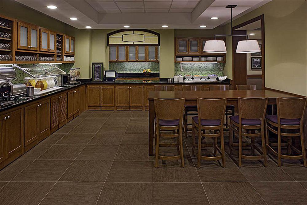 Hyatt Place Milford/New Haven Restoran fotoğraf
